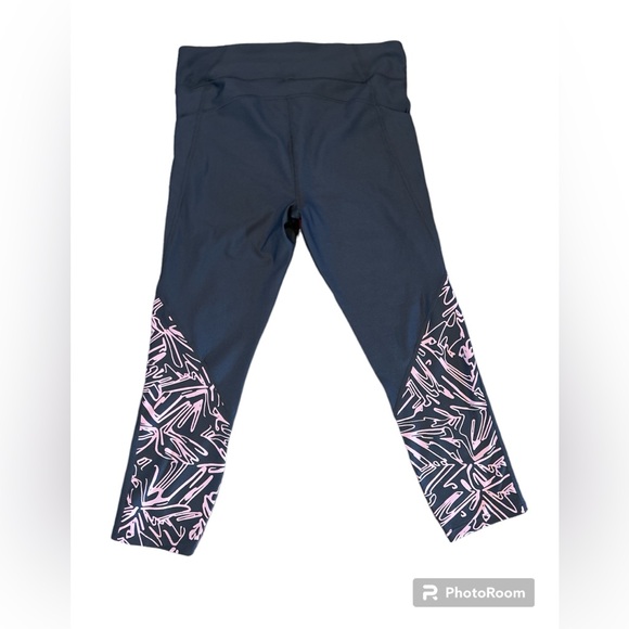 Under Armour Women’s Size XL Heatgear Compression Leggings NWT - Picture 3 of 8